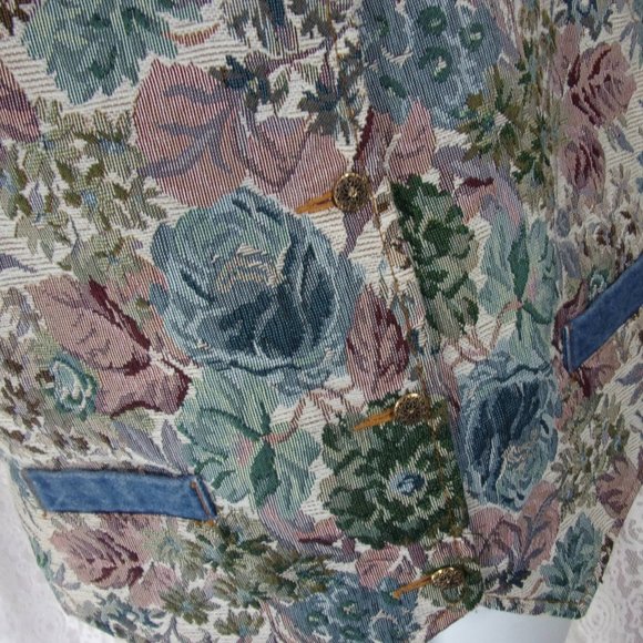 Denim Blue and Tapestry A&J Brandon Vest Size L - Picture 3 of 3